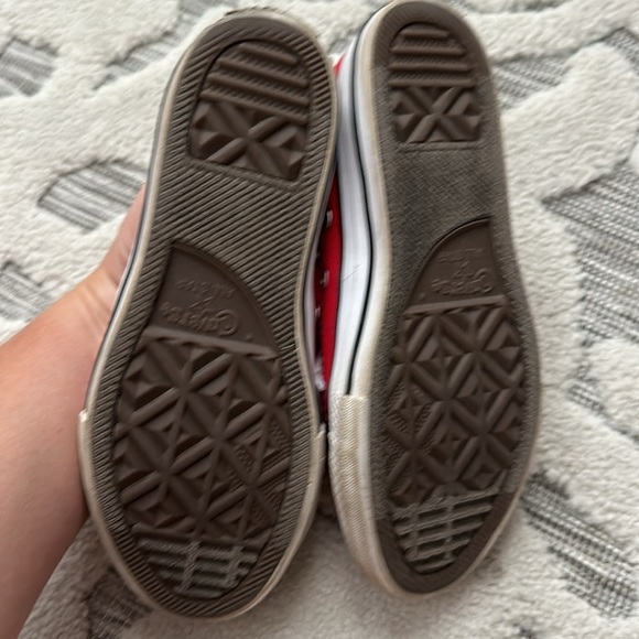 Kids, Converse sneakers size one - Picture 2 of 6